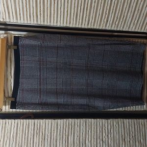 Philosophy ladies knit skirt